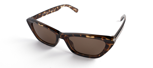 KD23 - Butterfly/Cat-Eye Sunglasses
